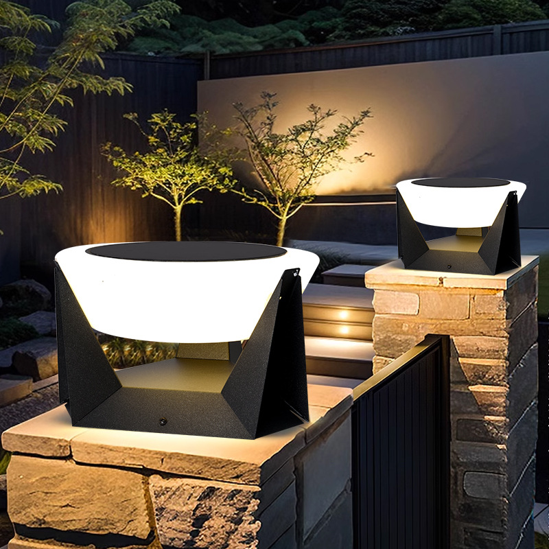 Solar garden lights, outdoor lamp posts, headlamps, villa gate post lights, lawn lights, outdoor lights, waterproof lights, courtyard walls full figure
