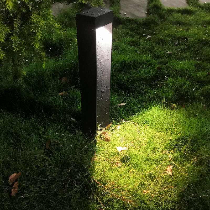 Square lawn lights, LED outdoor community road landscape lights, aluminum household villa park forest and grassland courtyard lights Application Scenario