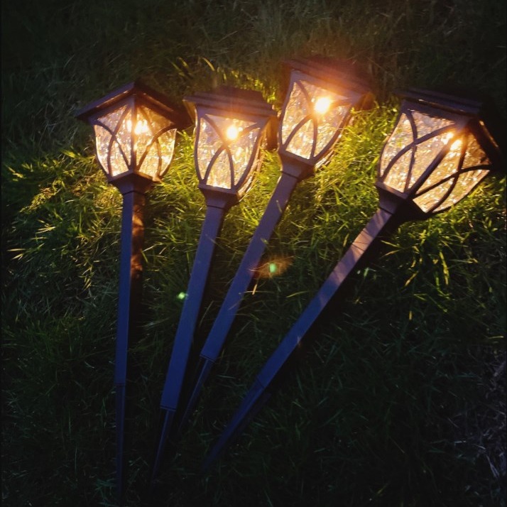 Cross-border hot solar lawn lights, solar ground plug lawn lights, solar plastic lawn lights are in stock and available for wholesale Specification drawing