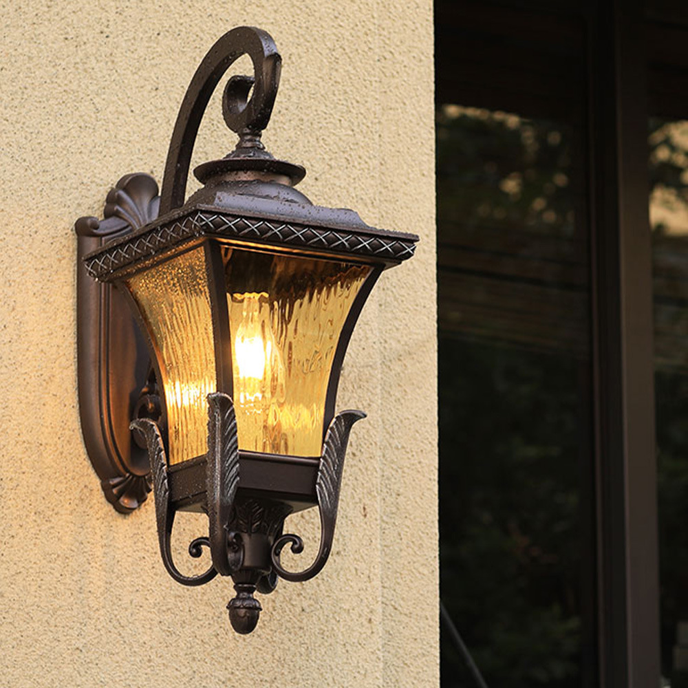 European-style outdoor wall lamps for villa communities, waterproof and thickened high-end wall lamps, new wall lamps for corridors, balconies and staircases full figure