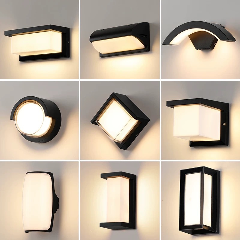 Outdoor wall lamps, waterproof, hotel garden wall lamps, courtyard led, villa, simple and modern, balcony wall lamps full figure