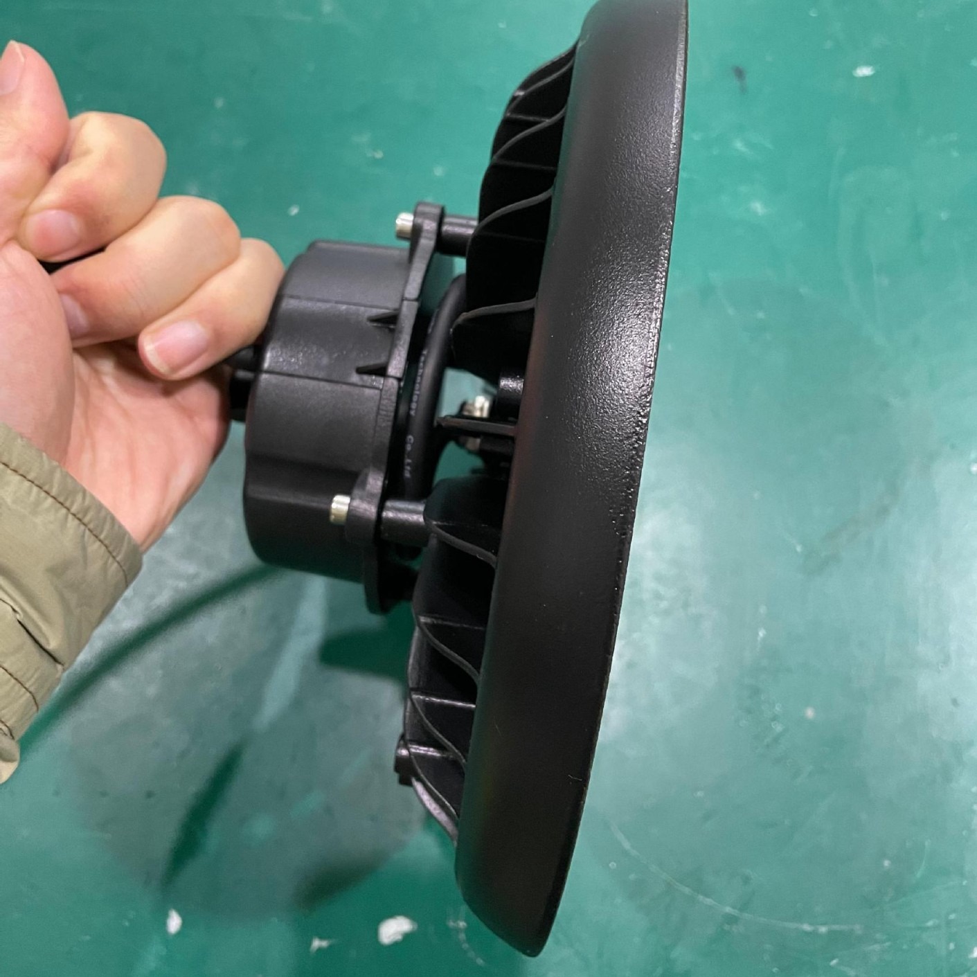 New waterproof and explosion-proof tunnel lights, UFO lights, LED cold chain logistics factory and warehouse lighting fixtures Specification drawing