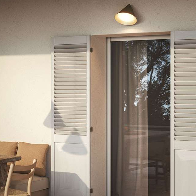 Outdoor wall lamps, waterproof garden lamps, fence lamps, gate lamps, villa landscape lamps, corridor lamps, outdoor exterior wall lamps details Picture