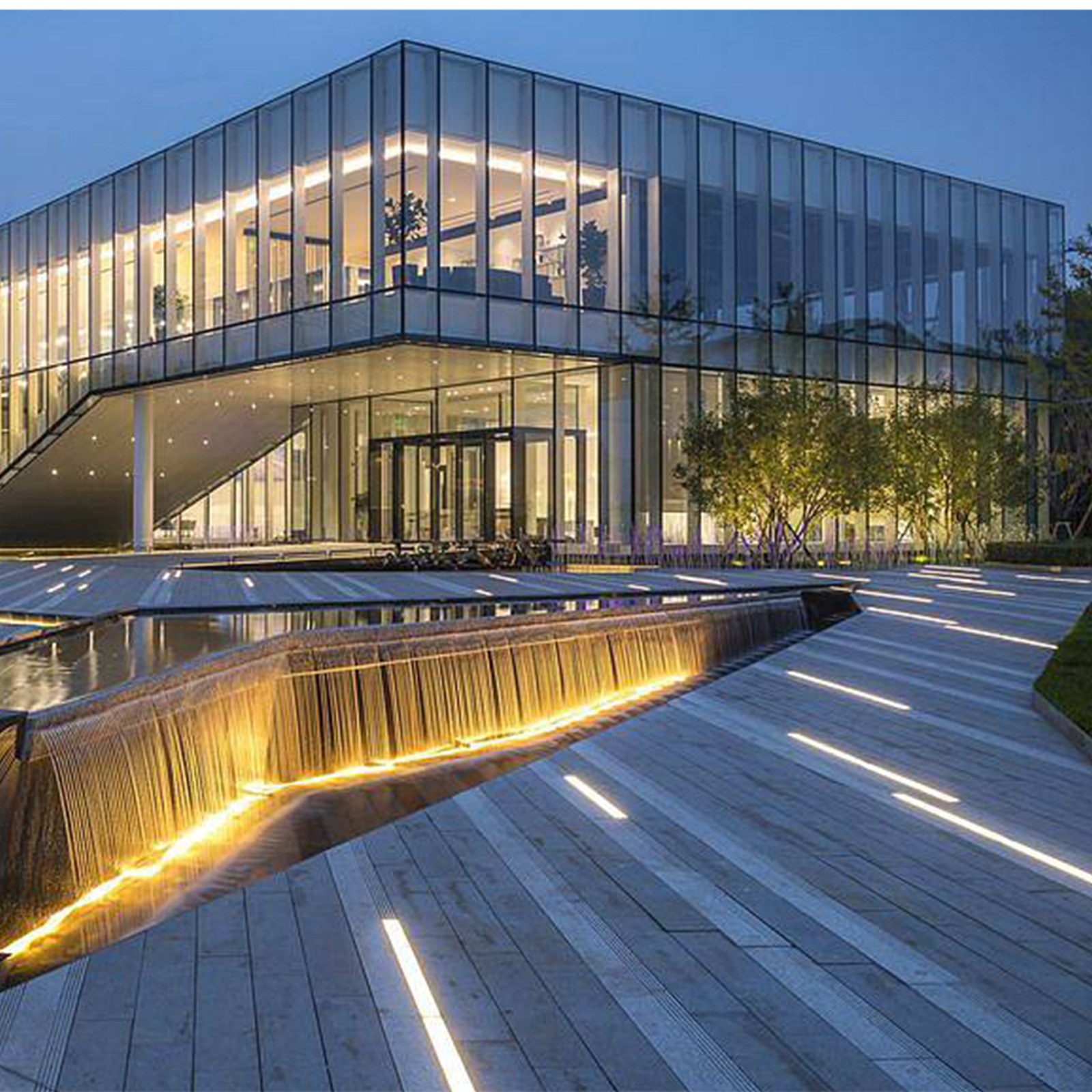 led floor tile light, embedded pressure-resistant stainless steel seven-color waterproof outdoor square non-standard project long strip floor tile light Application Scenario