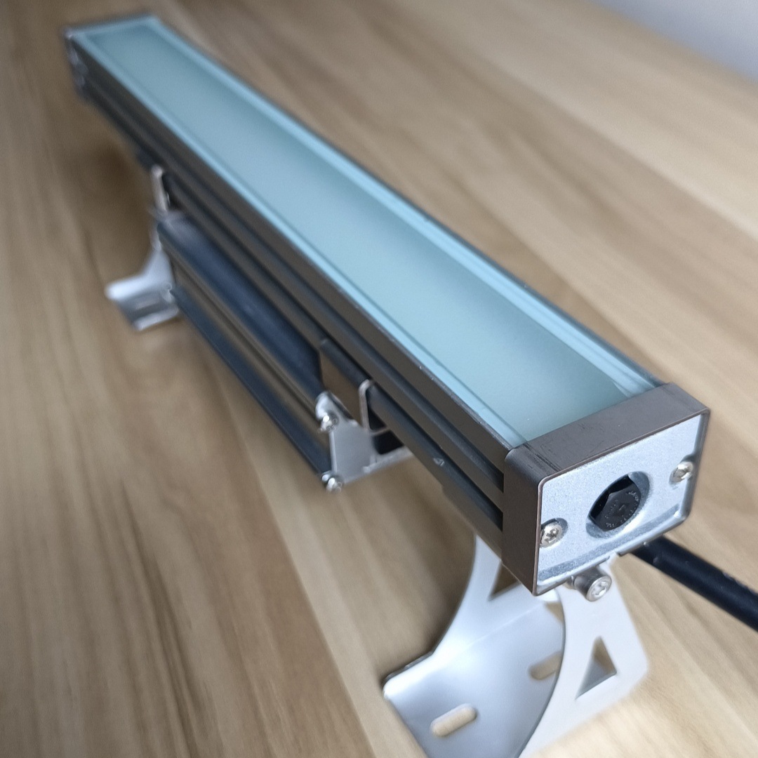 Factory direct sales of led high-brightness energy-saving long strip lights, subway tunnel lights, outdoor overpass and gymnasium lighting fixtures wholesale details Picture