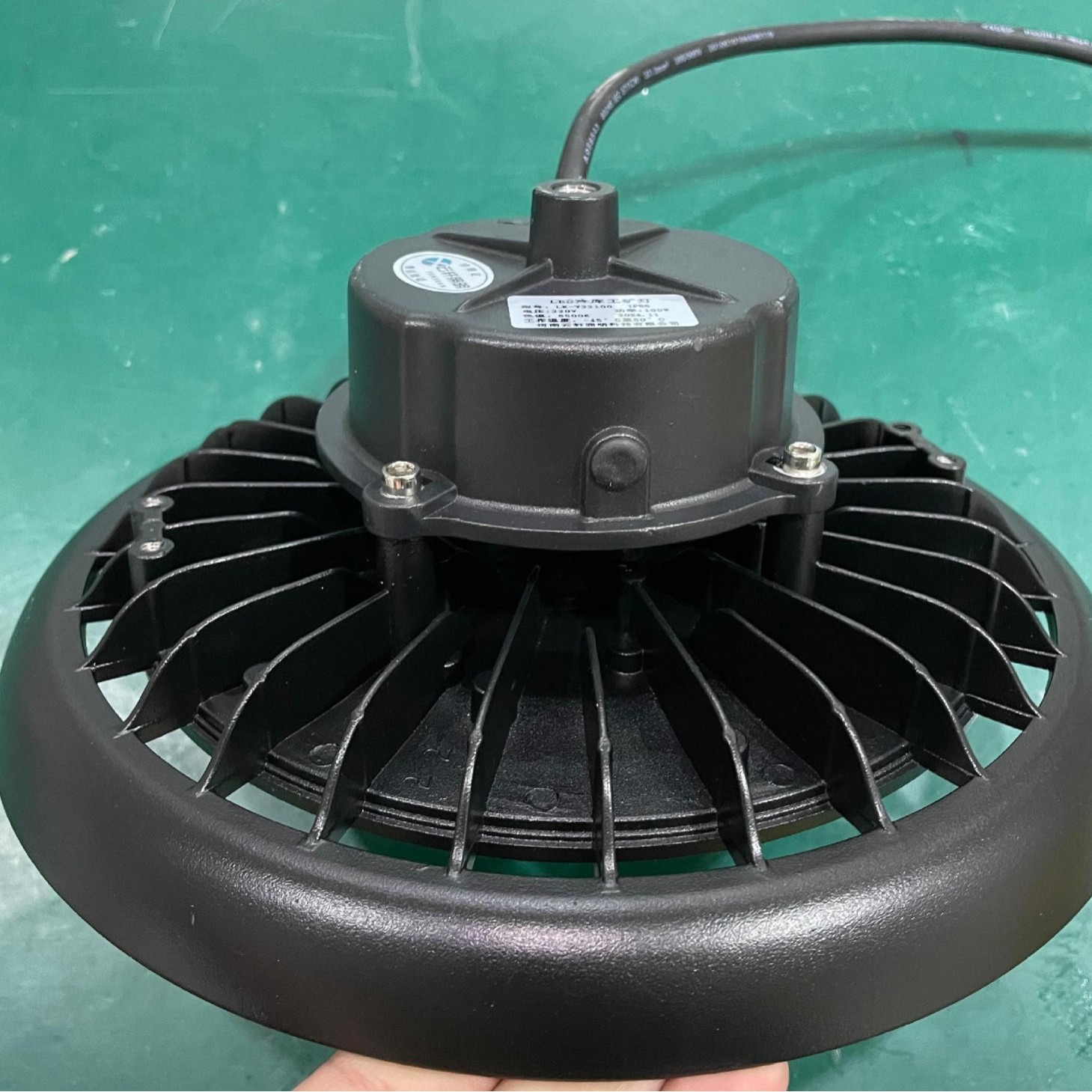 LED stadium lights, basketball court lighting fixtures, badminton hall industrial and mining lights, table tennis hall indoor anti-glare lights details Picture
