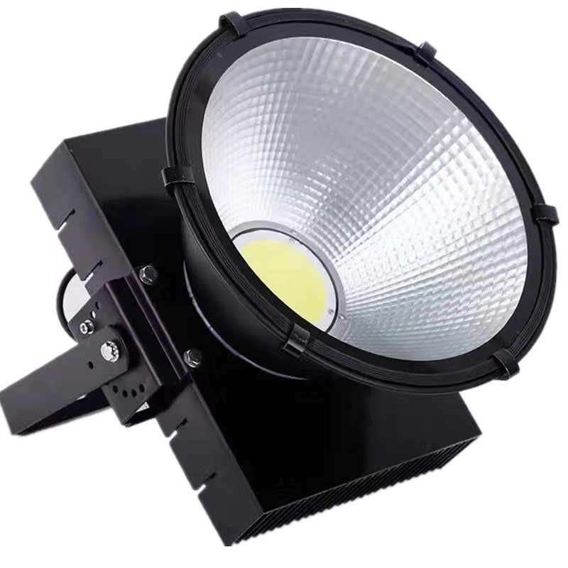 led tower crane lights 1000W, 2000W, 3000W stadium and construction site lighting floodlights, searchlights, high-power industrial and mining lamps Application Scenario
