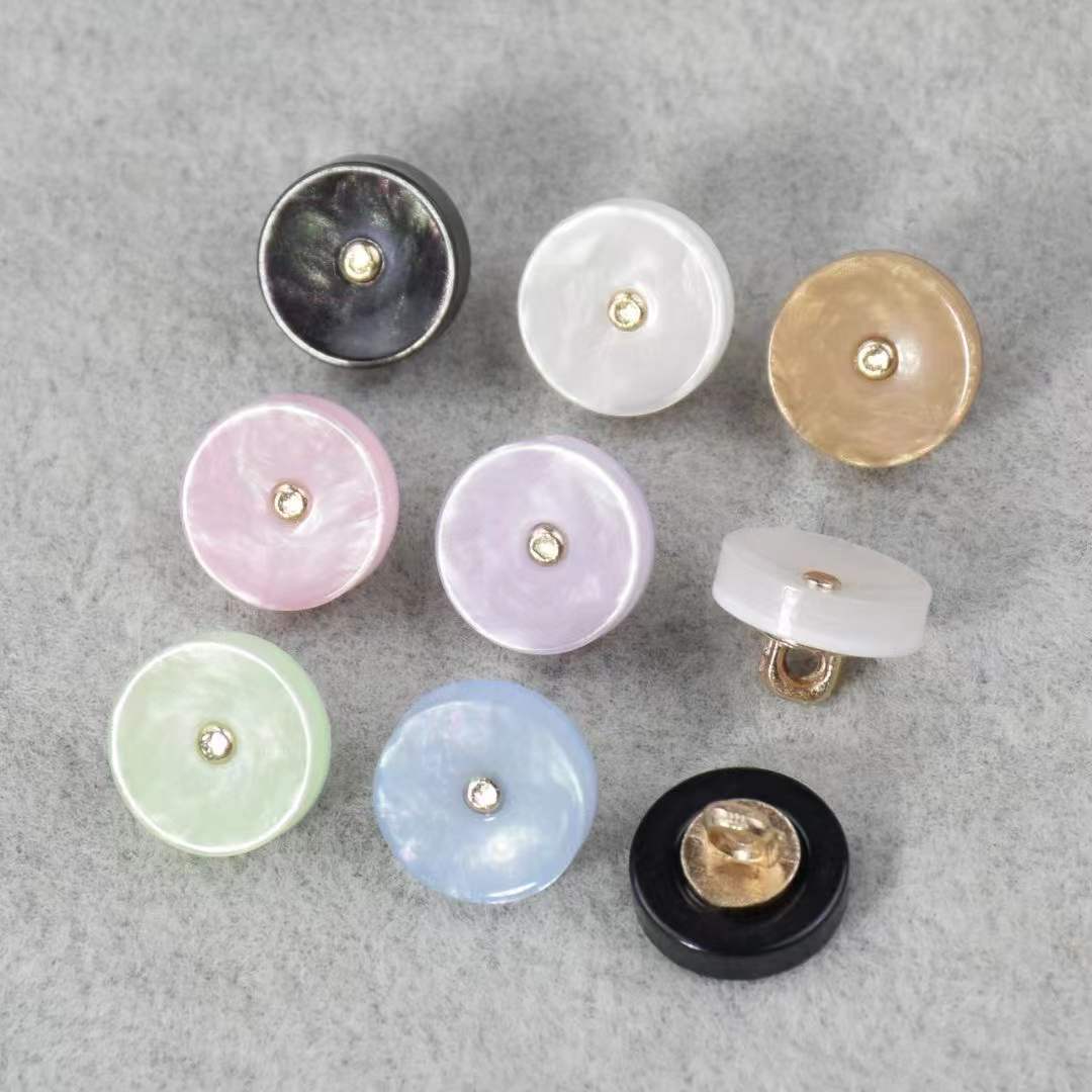 树脂大衣纽扣高档风衣纽扣原创花纹 钮扣定制