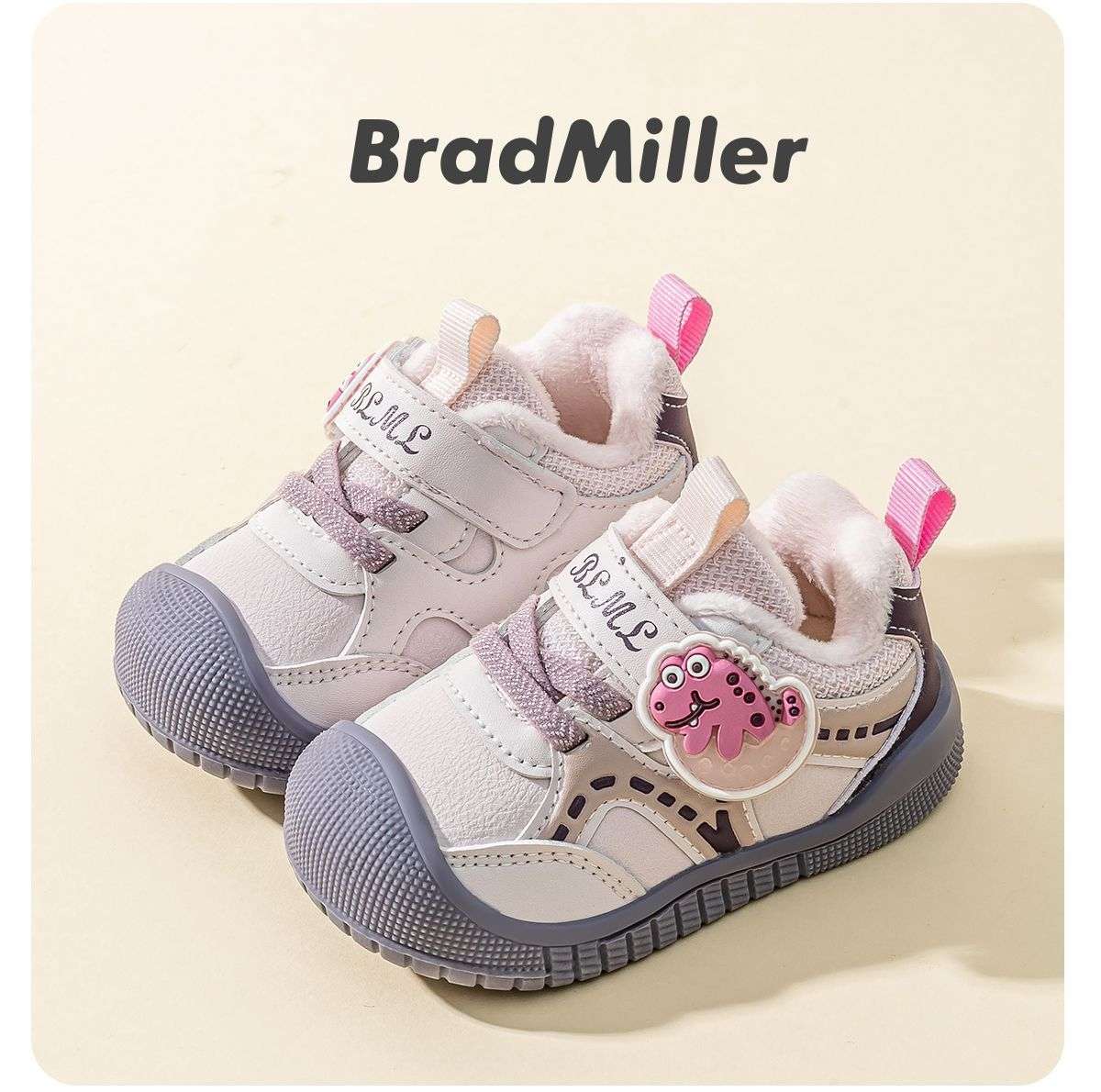 Bramile's new winter cartoon walking shoes for girls, thin fleece for boys, soft-soled and anti-slip baby shoes made of cotton detail image 8