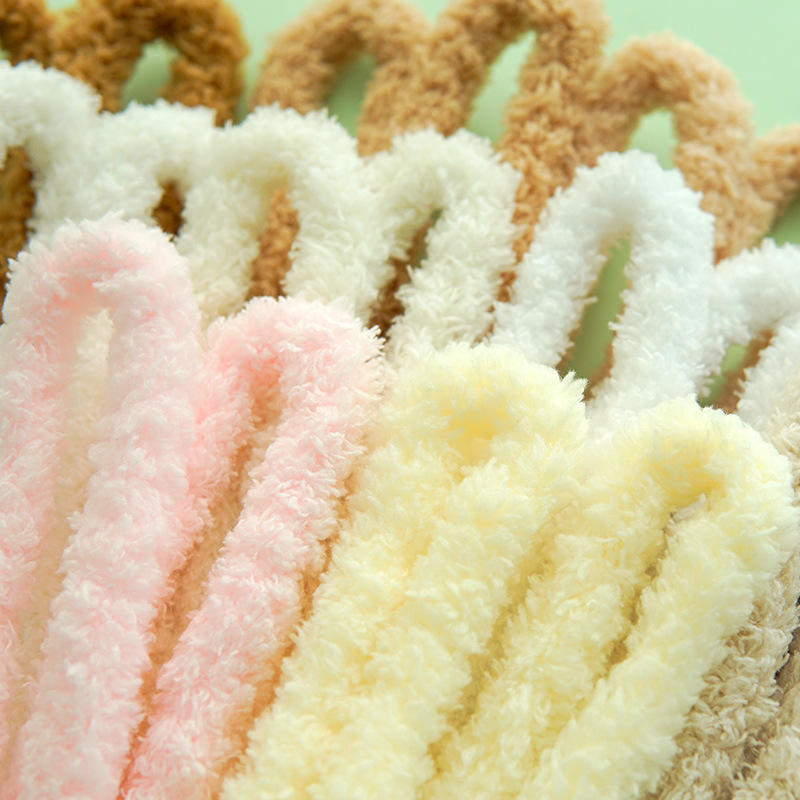 珊瑚绒扭扭棒，可做小狗等。细节图