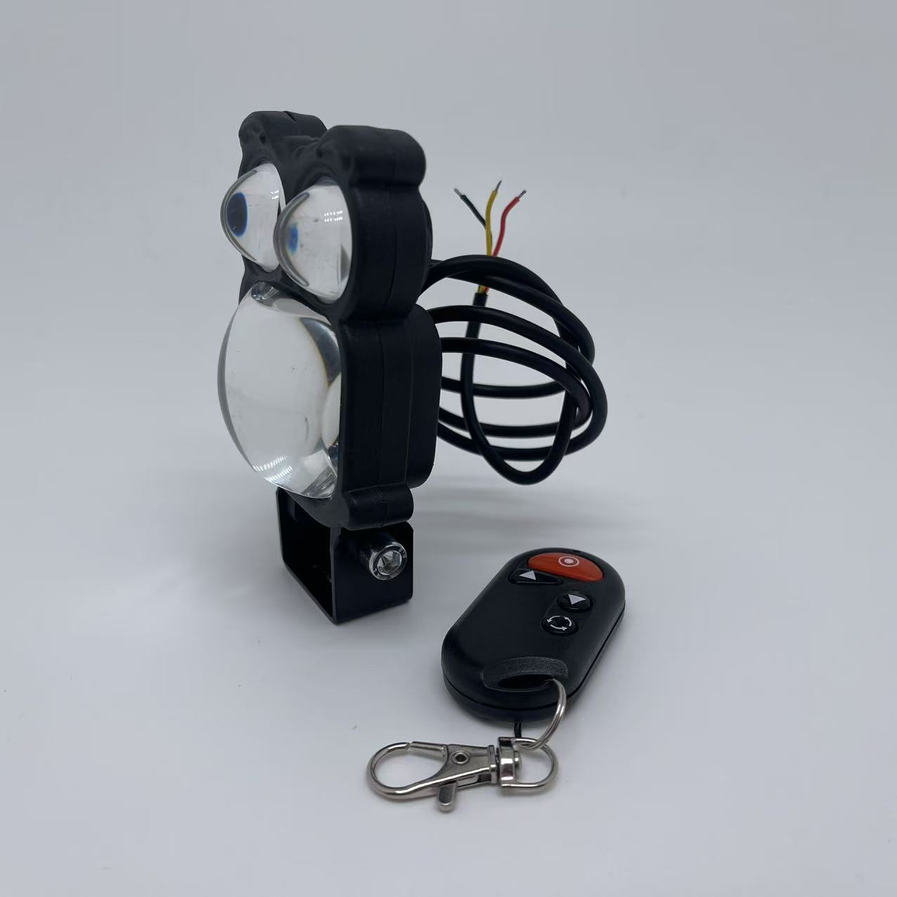 Motorcycle LED lights, high-brightness spotlights, spotlights, lens lights, glasses, dynamic decorative lights, yellow and white luminous lights Item Picture