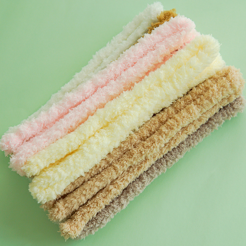 珊瑚绒扭扭棒，可做小狗等。产品图