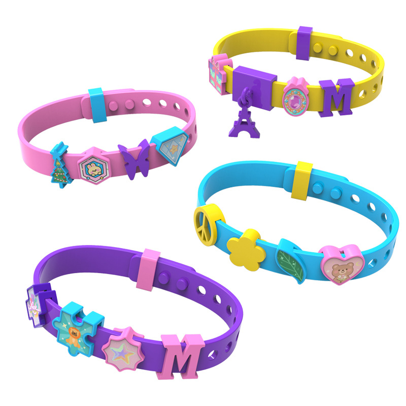 Wholesale of cross-border DIY children's beaded bracelets, bands, watch straps, letter cartoon girls' educational and educational accessories and toys Item Picture