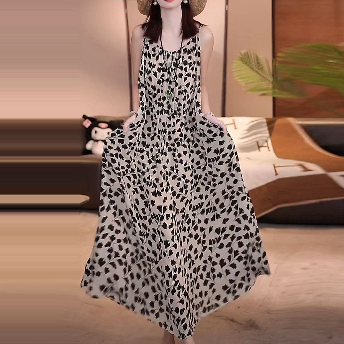 A Thick And Warm Winter Cotton-Padded Jacket For Middle-Aged And Elderly Women, A Casual Korean-Style Loose Mid-Length Winter Coat For Women full figure