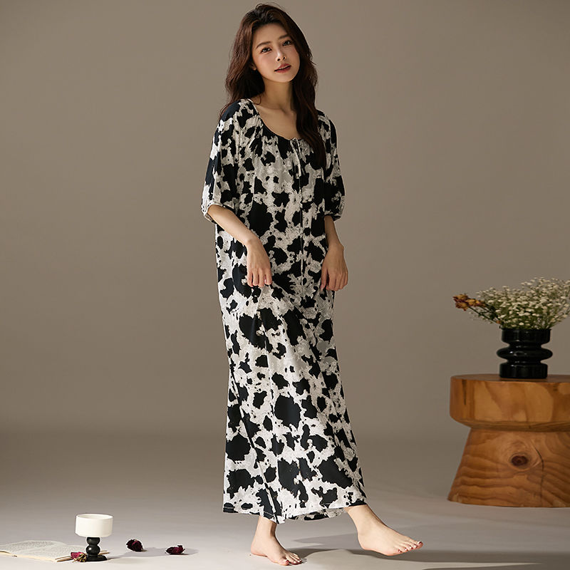 This Long Mid-Sleeved Cotton Silk Dress Is A Thin, Loose And Concealing Long Dress For Women In Spring And Summer. It Can Be Worn As A Fresh Sleeping Dress At Home undefined
