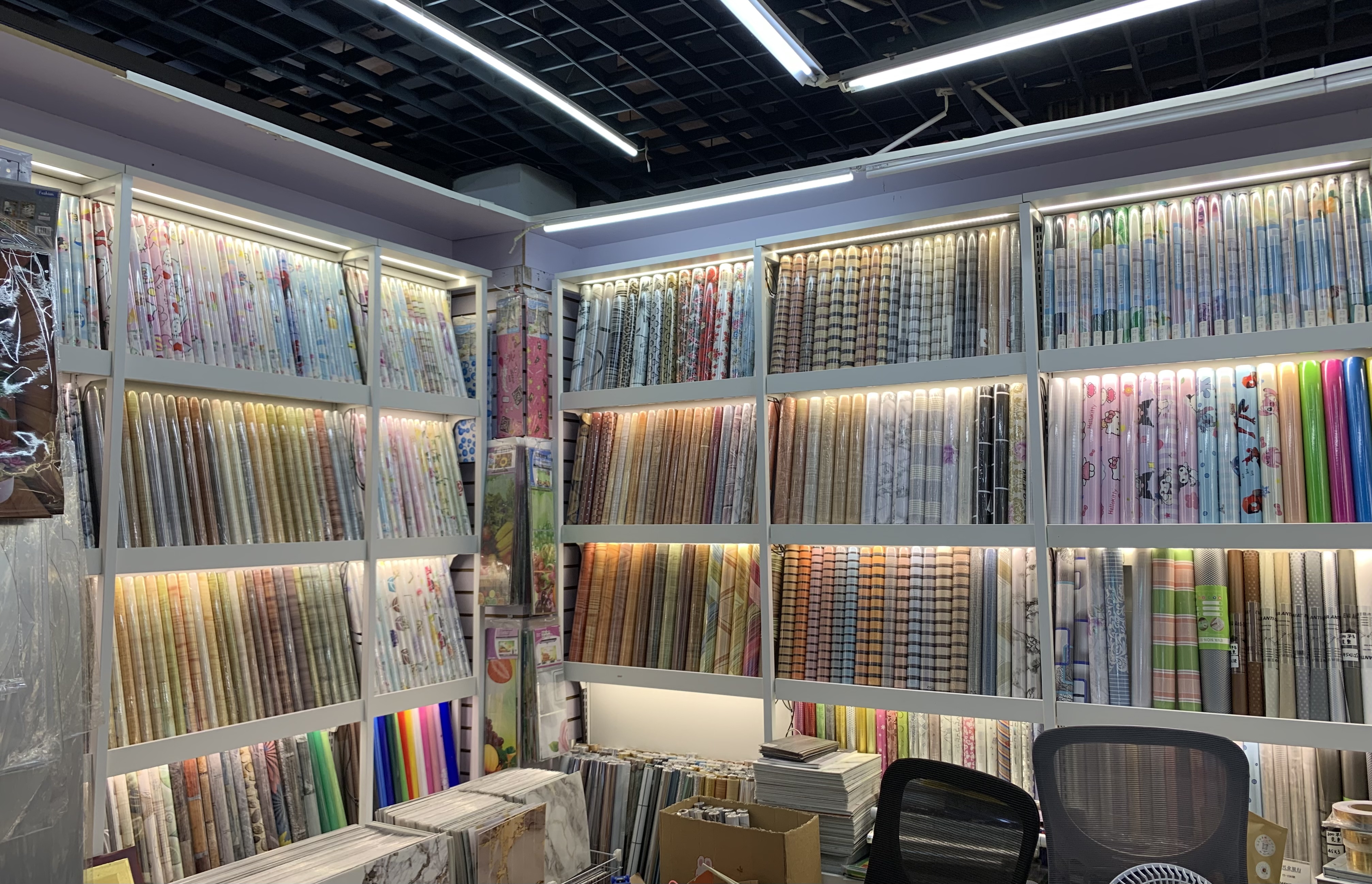 Crystal Color Wallpaper describe pic - 1