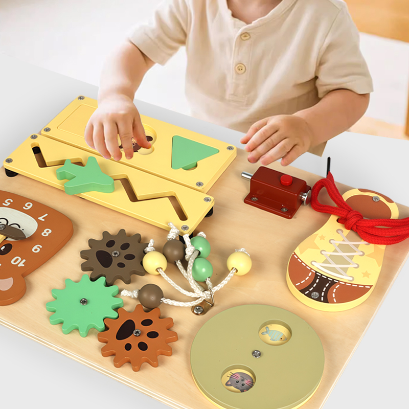 Montessori children's early education Bear Clock Busy Board, kindergarten enlightenment teaching AIDS, baby intelligence science and education toys, intelligence wooden toys, exercise hands-on ability Specification drawing