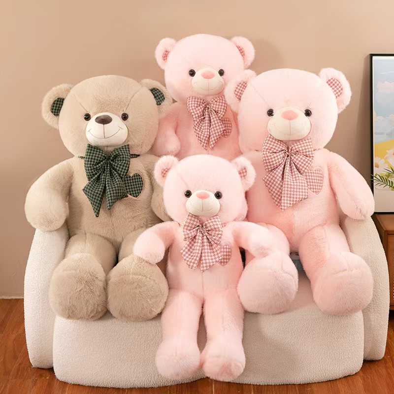 High-quality plush toys, multi-functional figurines, cute pink little bears