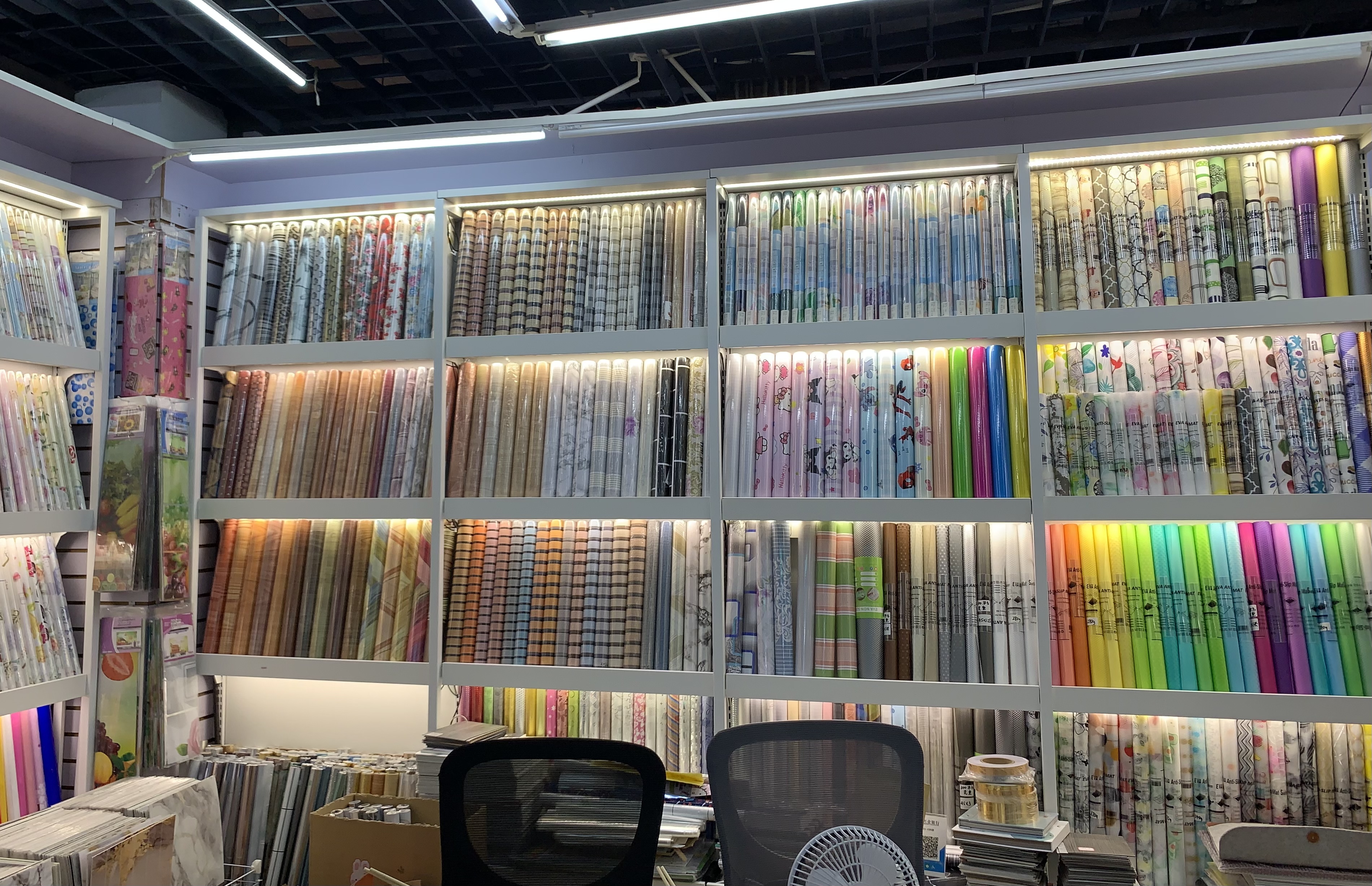 Crystal Color Wallpaper describe pic - 3