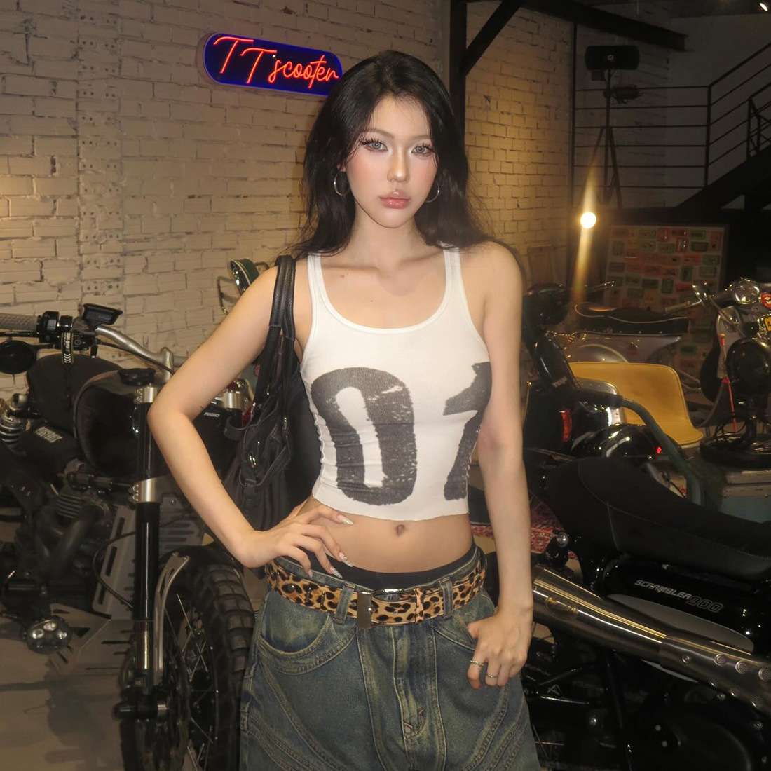 2026啦啦队服女装美式复古辣妹短款数字印花露脐小背心接受定制跨境电商亚马逊速卖通独立站供货打底衫女内搭