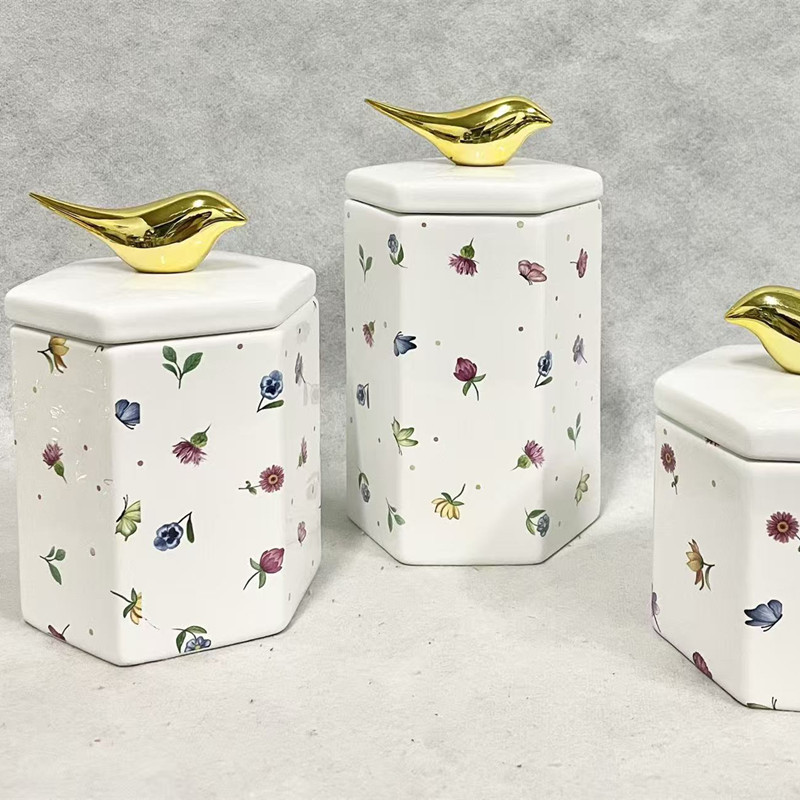 Light luxury ceramic sealed jars, food-grade printed storage jars, kitchen storage jars, decorative items