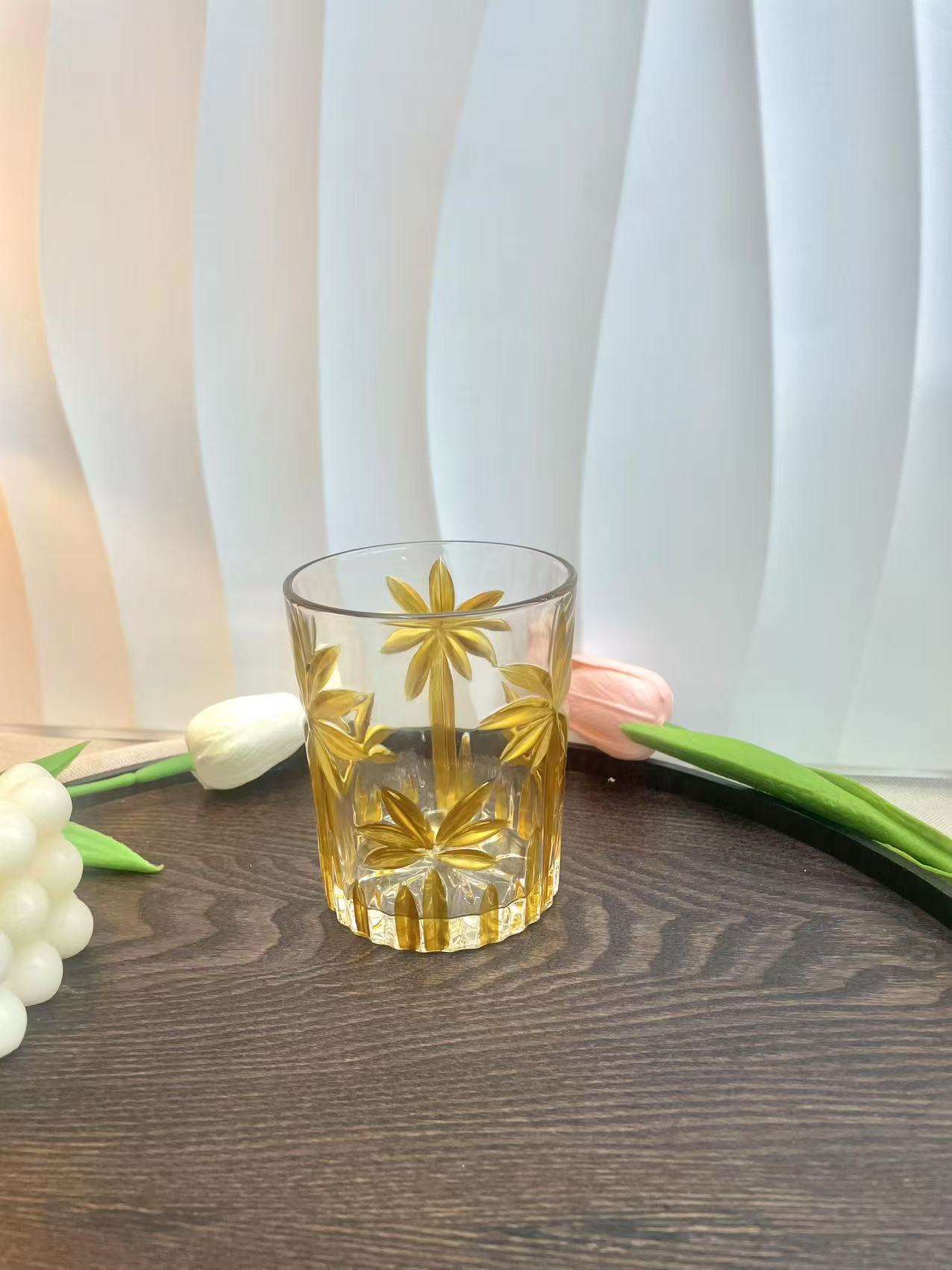 金色棕榈叶玻璃杯，简约优雅，点缀春日花艺，尽显清新格调产品图