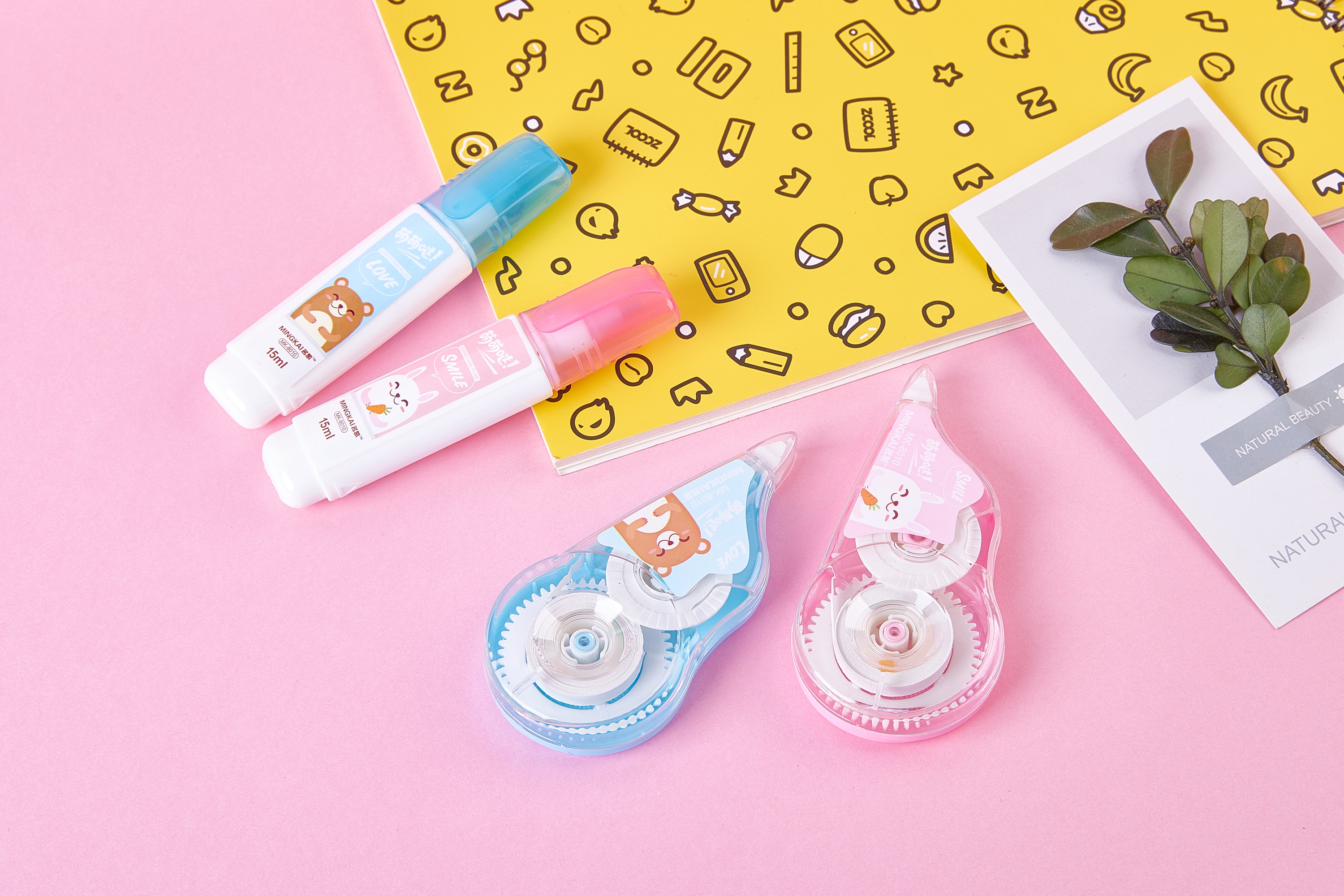 MK-8010 high-quality regular version correction tape 32+ correction fluid 15ml ultra-thin film PET transparent film, easy to use, continuous maintenance, special for students, factory direct sales Application Scenario