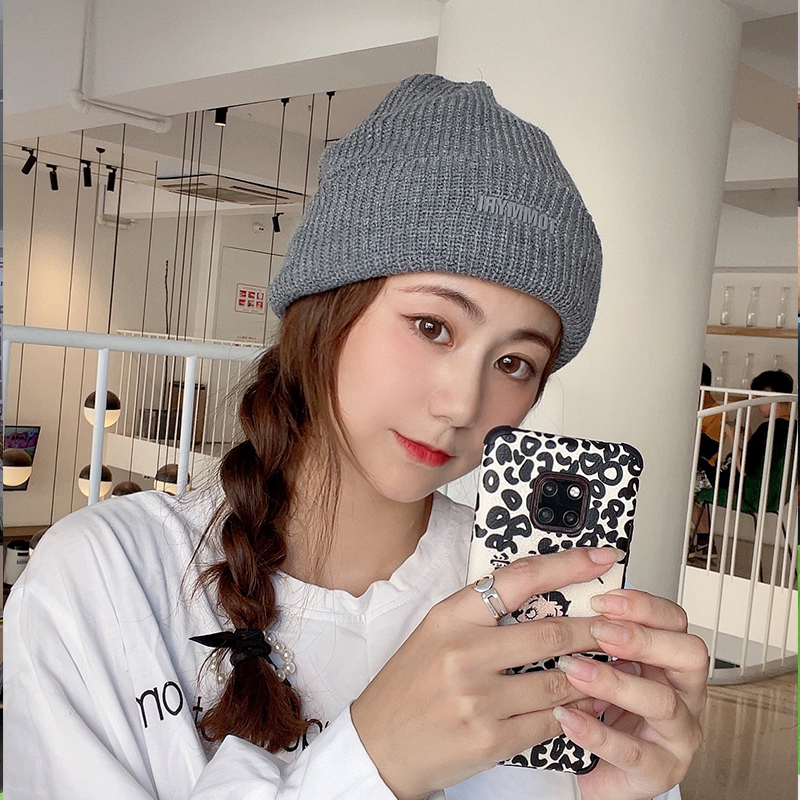 Winter warm knitted cold cap, unisex ins style solid color woolen cap details Picture