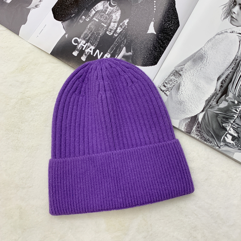 A simple and versatile winter warm knitted cold cap for both men and women, in an ins style solid color woolen cap Item Picture