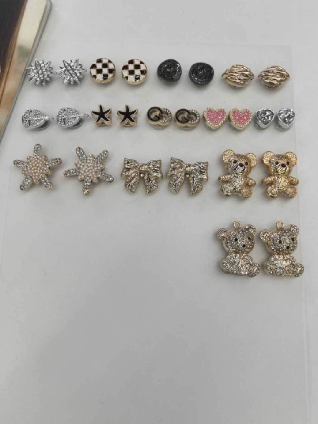 新款服装配饰洞洞鞋鞋花扣diy饰品服装服饰配件现货批发