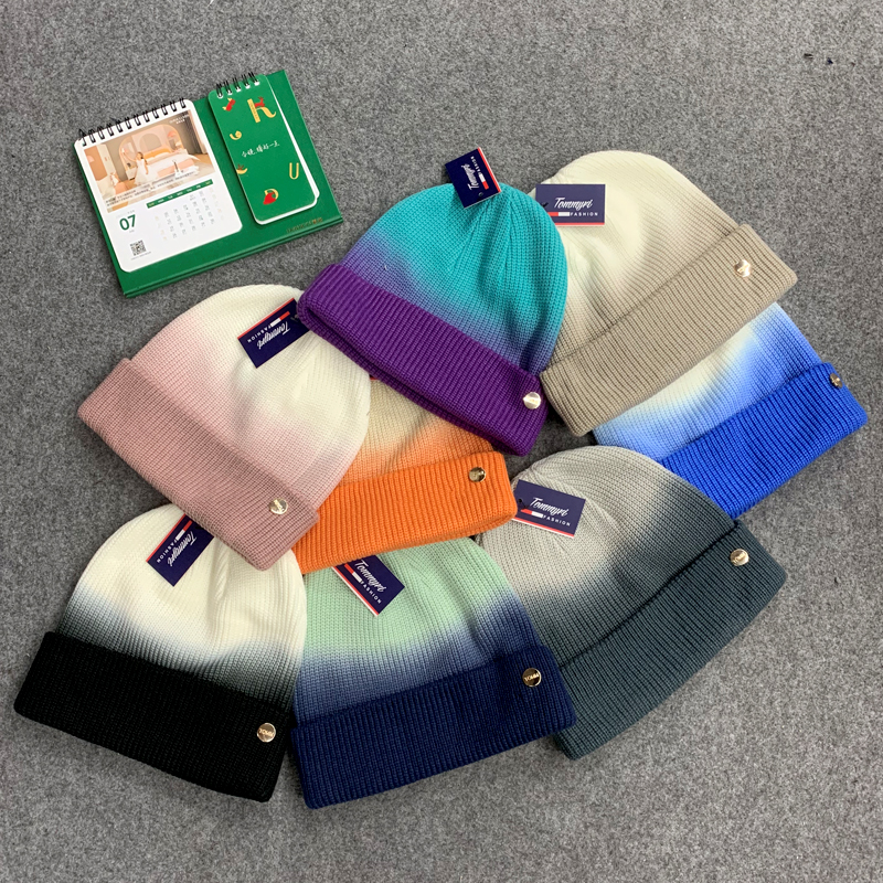 Winter warm knitted cold cap for both men and women, ins style tie-dyed woolen cap full figure