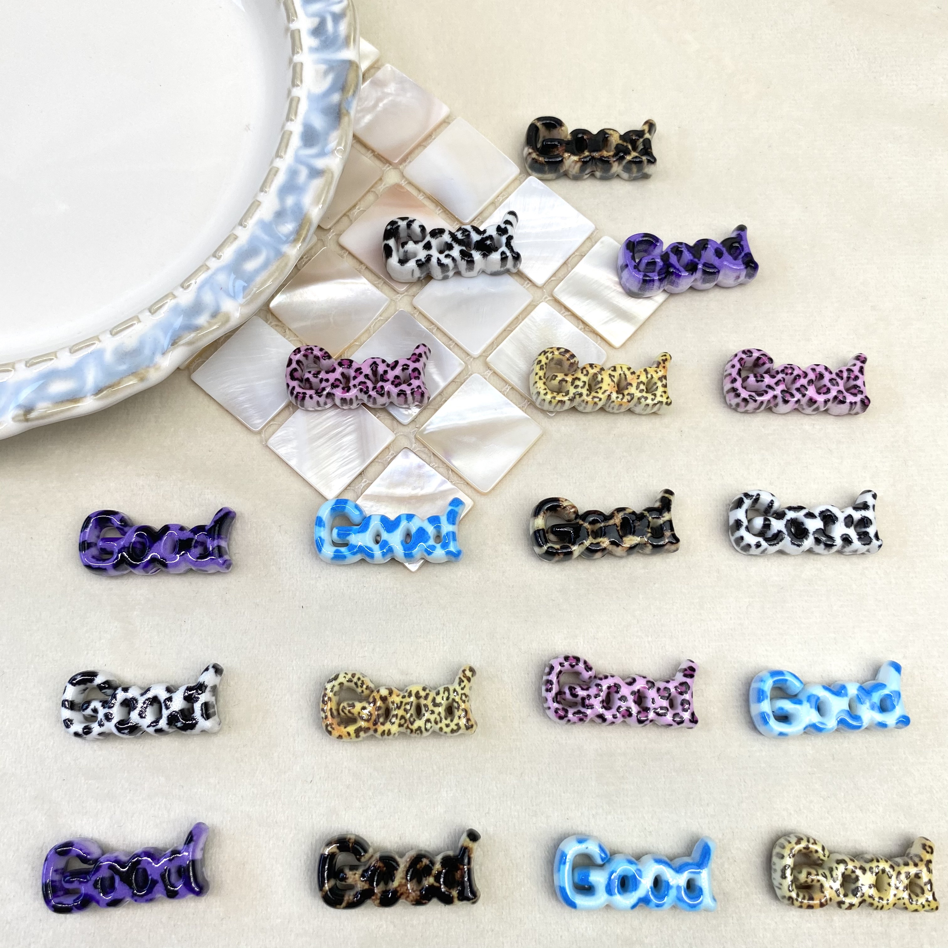 滴油配件/配件/树脂配件/奶油胶/植绒配件产品图