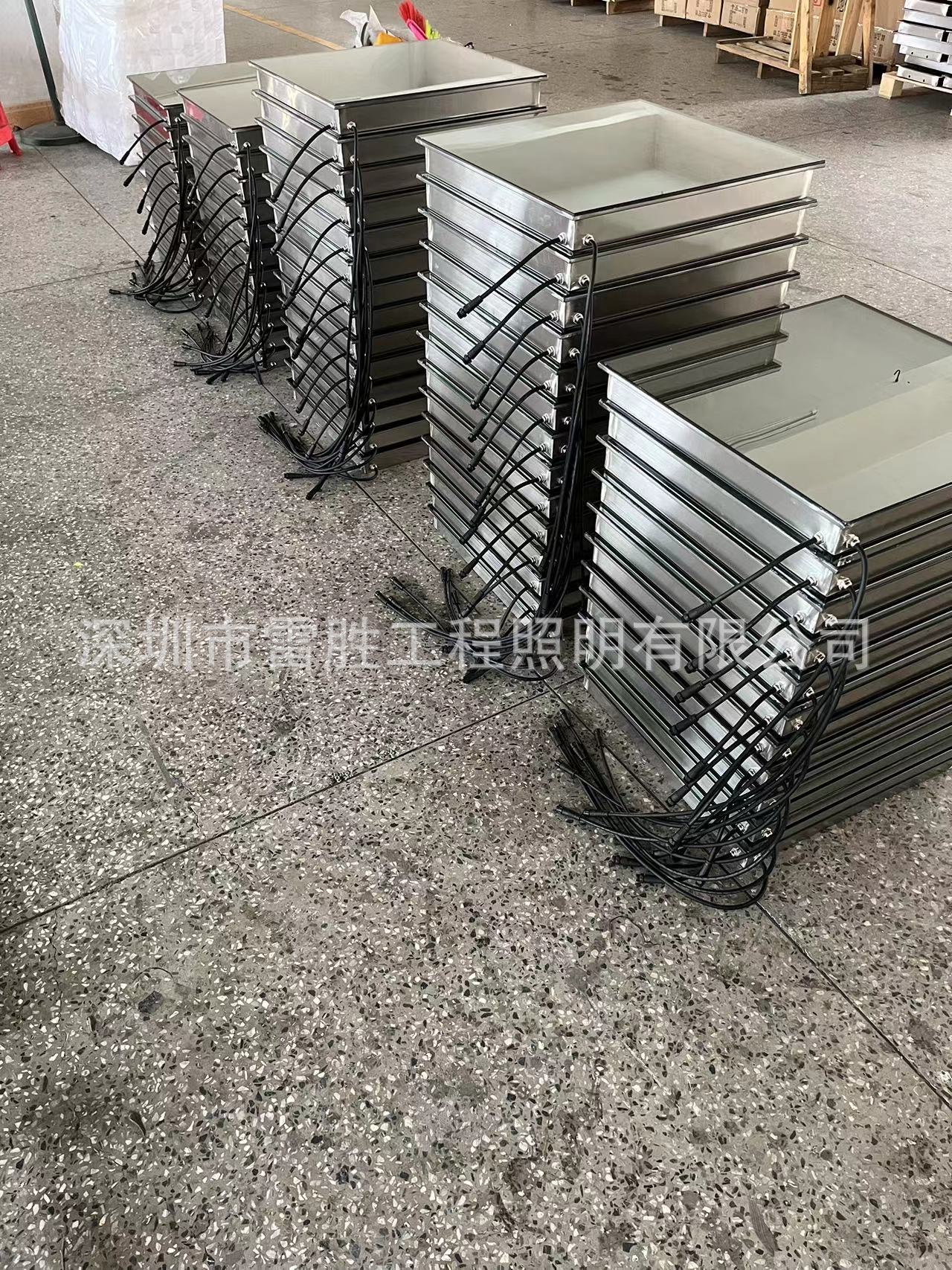 LED abyss floor tile light, multi-layer mirror surface light, particle external control Item Picture