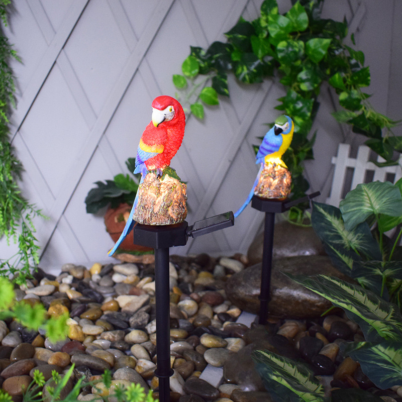Modern courtyard decoration resin parrot solar lamp, outdoor waterproof garden resin ground insert animal landscape lamp details Picture