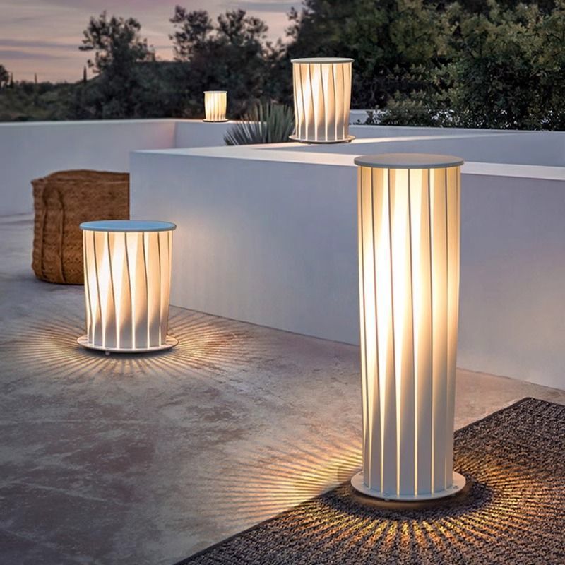 Cross-border internet-famous solar energy homestay lawn lights, villa balcony garden waterproof grassland lights, outdoor community courtyard lights details Picture