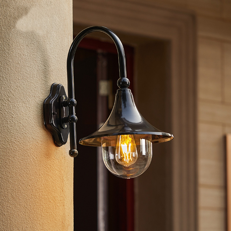 Outdoor wall lamps, European retro horn wall lamps, outdoor door lamps, home staircase, garden all-aluminum balcony exposed table lamps Specification drawing