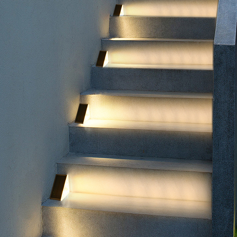 Outdoor solar staircase sensor light, step light, ladder step light, LED step and courtyard light, side light, no wiring required Specification drawing