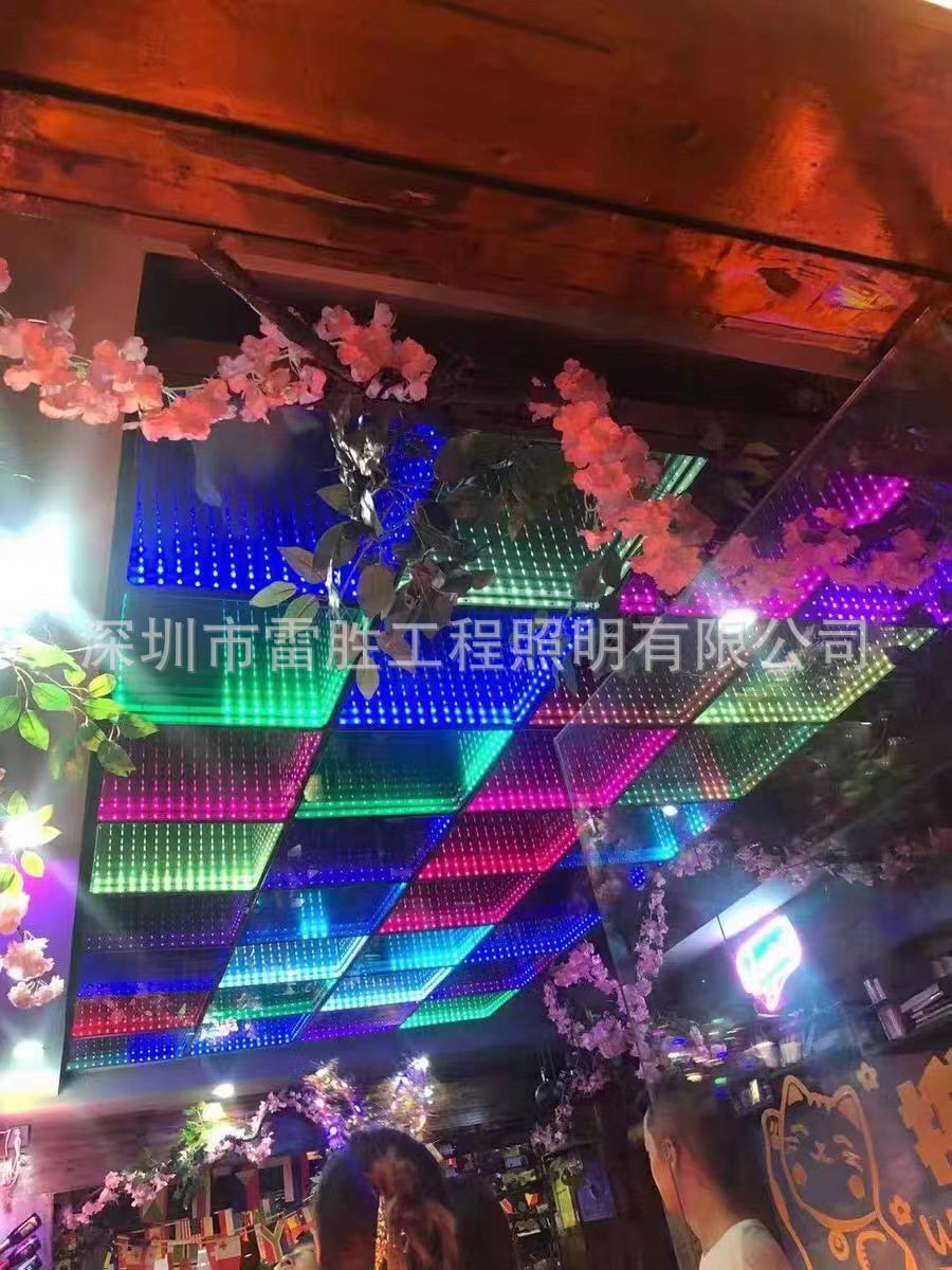 LED abyss floor tile light, multi-layer mirror surface light, particle external control Application Scenario