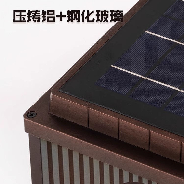 Outdoor waterproof solar courtyard flat-top column head lights, villa garden entrance column lights, solar fence lights Application Scenario