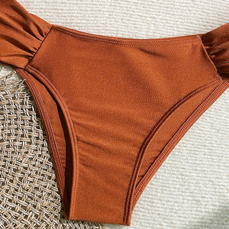 Women's Two-Piece Swimsuit, Sexy Beach Quick-Drying Bikini Swimming Set Application Scenario