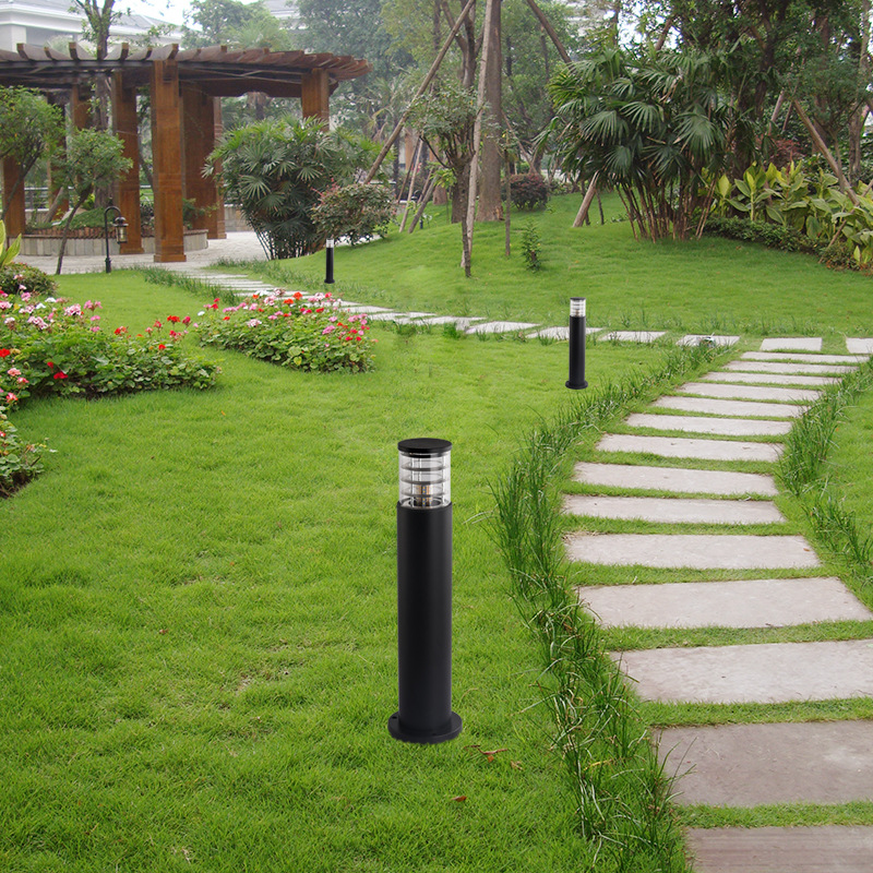 Lawn lights, garden lights, landscape lights, square lights, outdoor led waterproof and anti-oxidation plastic courtyard column head lights Application Scenario