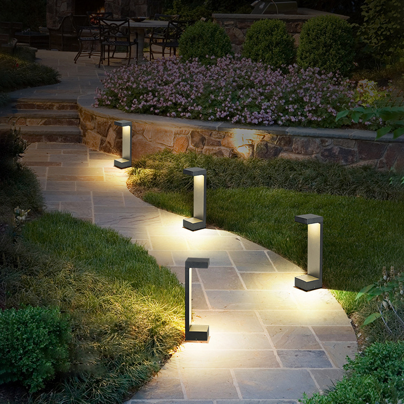 Courtyard lawn light, outdoor waterproof grassland, garden, villa, home, modern LED, community outdoor landscape turf light details Picture