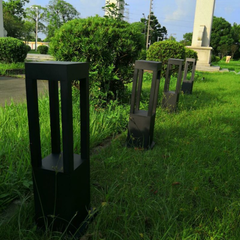 Square 4-column lawn light, garden light, outdoor aluminum grass light, garden four-sided light, park landscape light, aluminum material Specification drawing
