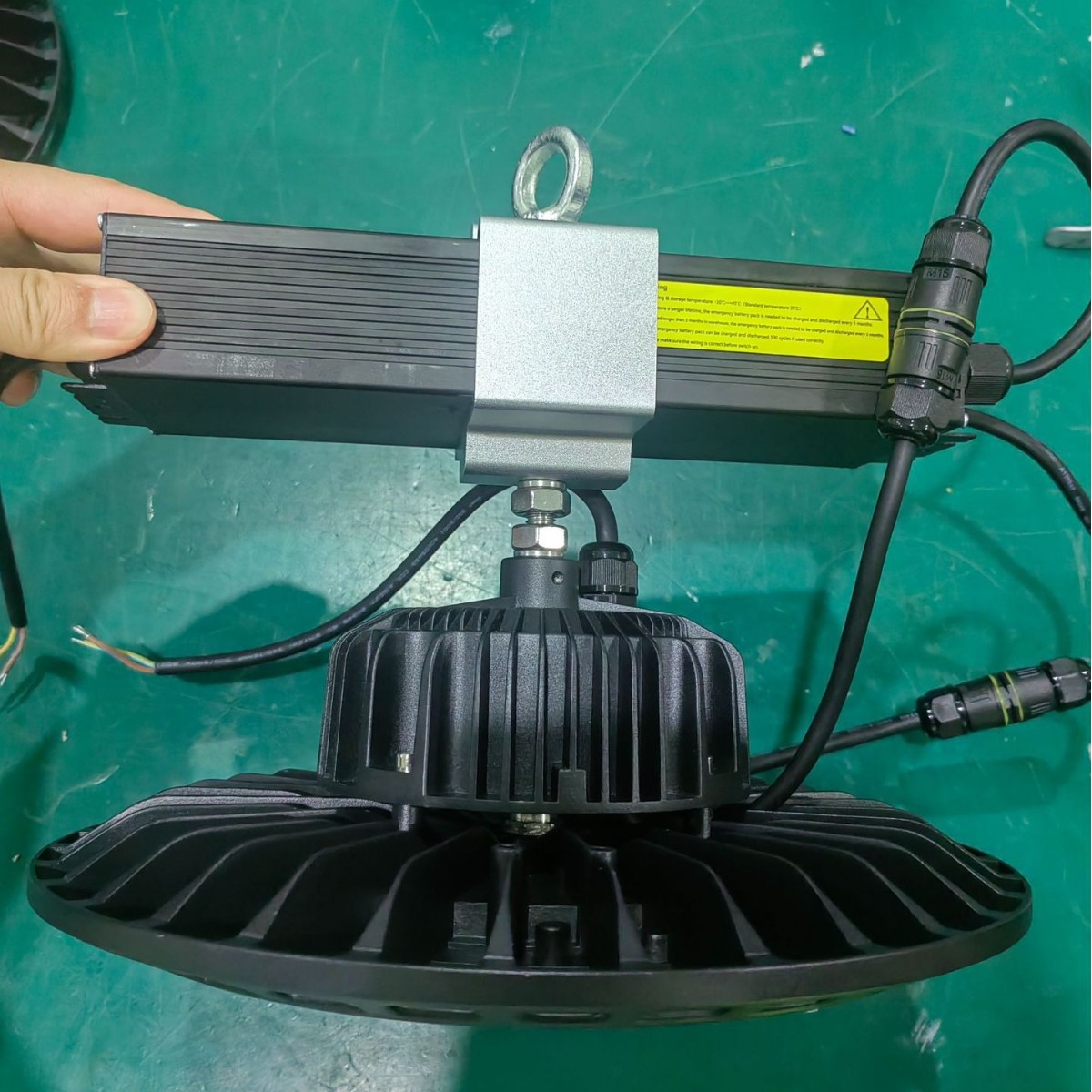 Intelligent sensing energy-saving led industrial and mining lamps without flicker, factory warehouse, factory building, industrial lighting, workshop ufo flying saucer lamps details Picture