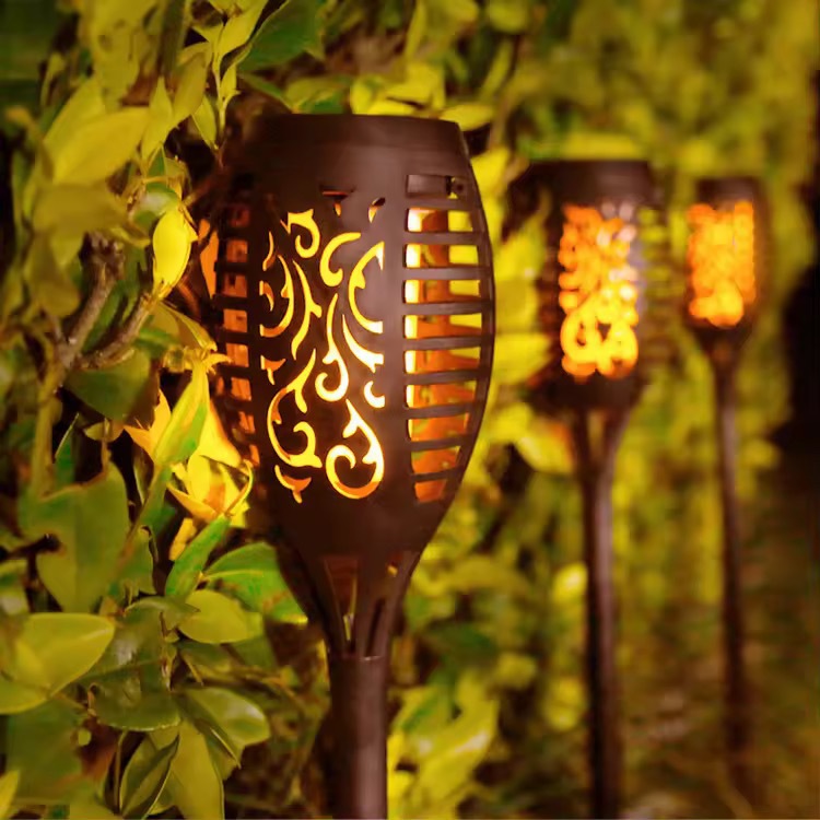 Solar led flame lights, cross-border creative torches, outdoor sensor lights, garden and courtyard ground insert decorative landscape lights Application Scenario