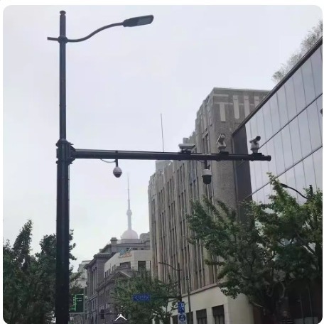 Source factory street lamps, traffic signs, monitoring integrated common pole, smart lamp post, charging pile, multi-functional integrated pole details Picture