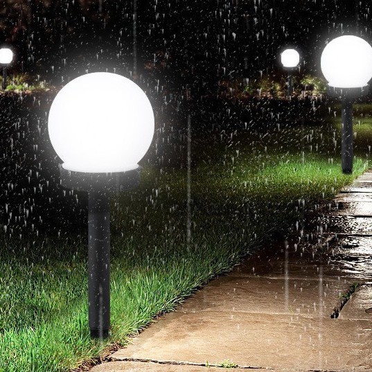 LED solar lawn lights, white corrugated ball lawn lights, community park and villa lighting decorative lights Application Scenario
