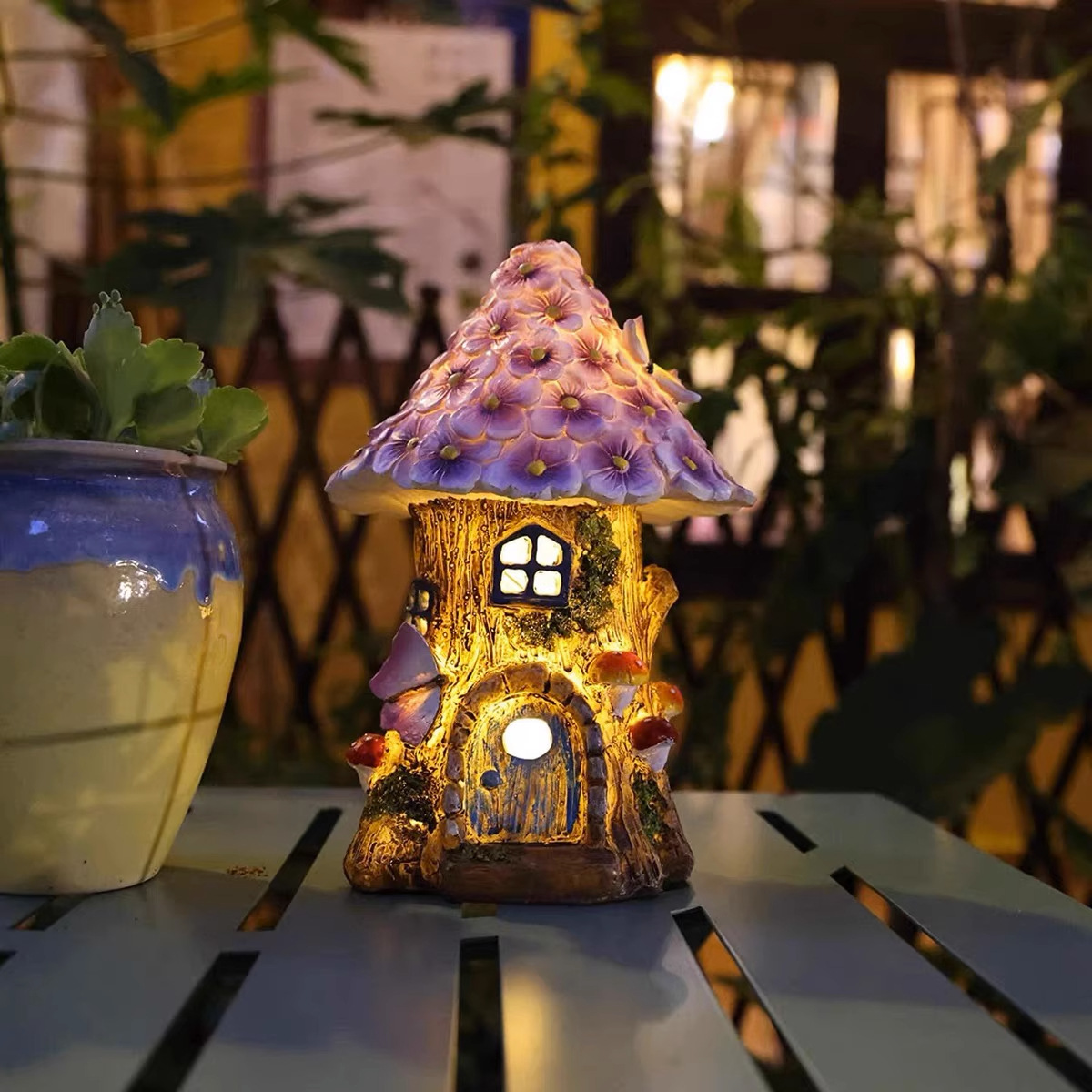 Cross-border outdoor solar garden courtyard ornaments, statues, tree houses, night lights, resin handicrafts, house decorative lights Specification drawing