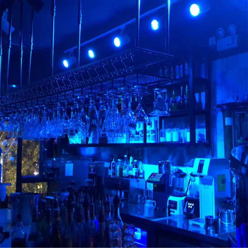 LED colored track lights, seven-color spotlights, dance studio automatic color-changing lights, bar atmosphere lights, KTV spotlights, exposed installation Application Scenario