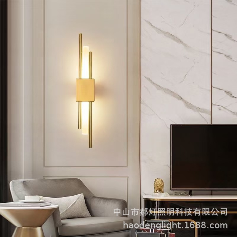 The minimalist and luxurious indoor wall lamp with vertical grilles looks great on the living room background wall. The bedside lamp in the bedroom is simple and elegant in the corridor Application Scenario